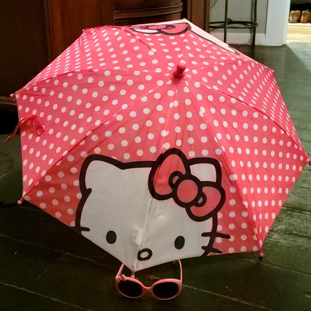 Hello Kitty Umbrella and Sunnies 🕶